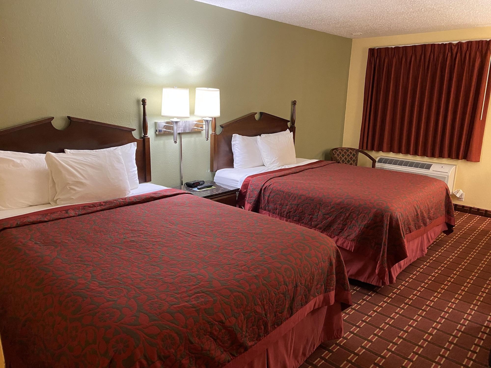 Days Inn By Wyndham Morton Экстерьер фото